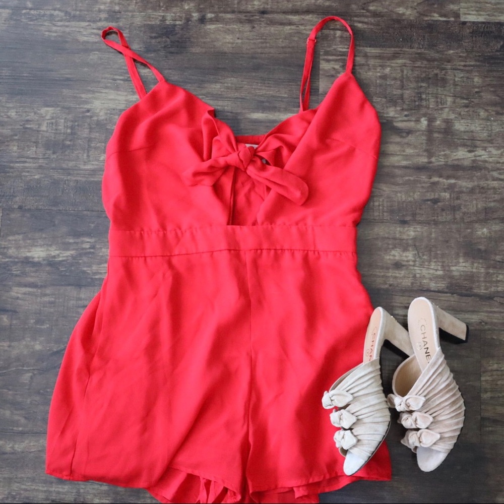 NWT Honey Belle Keyhole Romper